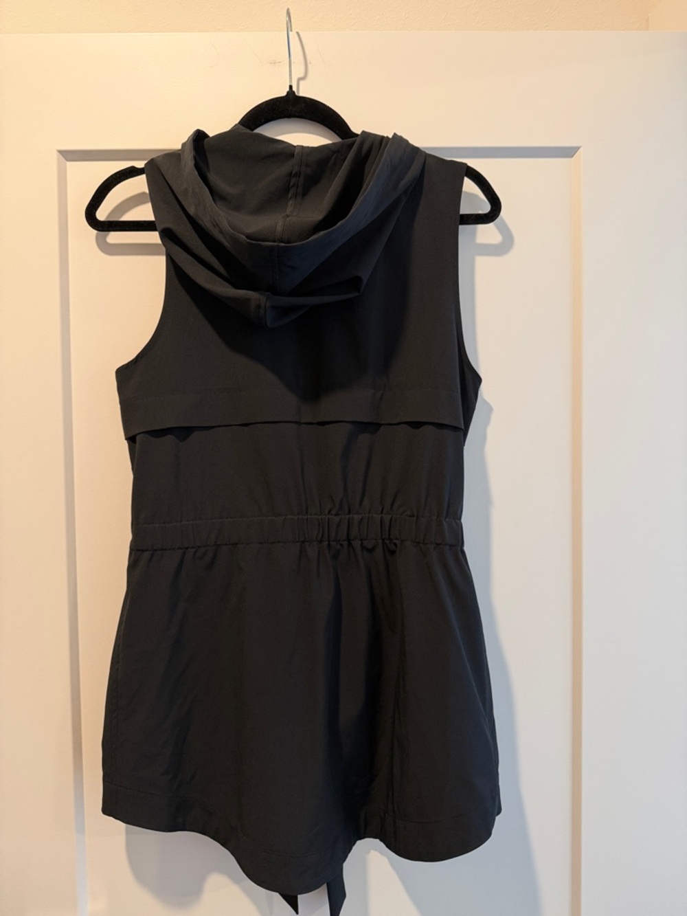 a new day Black Sleeveless Hooded Drawstring Vest - Picture 3 of 3